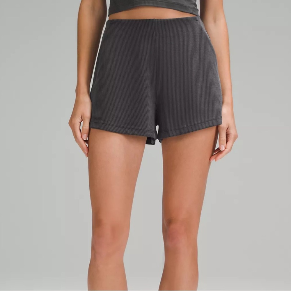 Lululemon ribbed Softstream Shorts